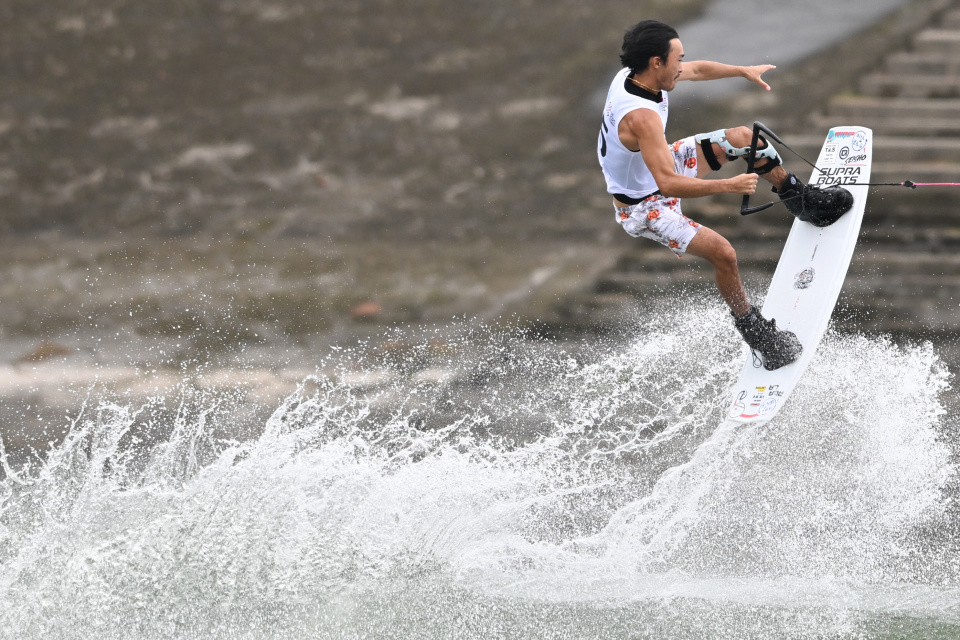 塚翔太在比, OIHXN, lEiWT