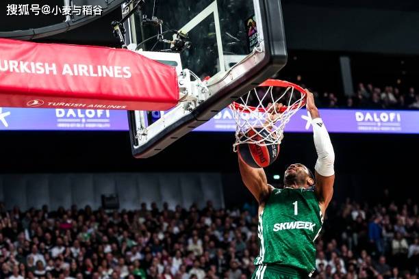 特别突出 特别突出