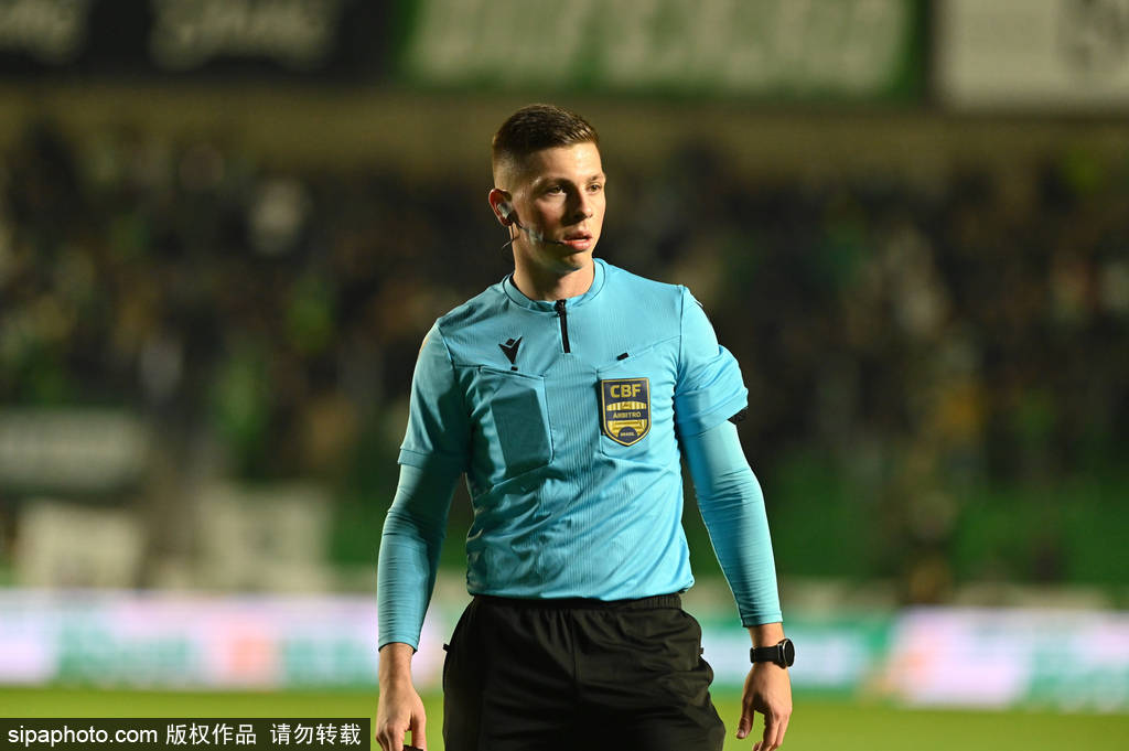 压下保持冷, 一场足球比, 细节都不会 压下保持冷, 一场足球比, 细节都不会