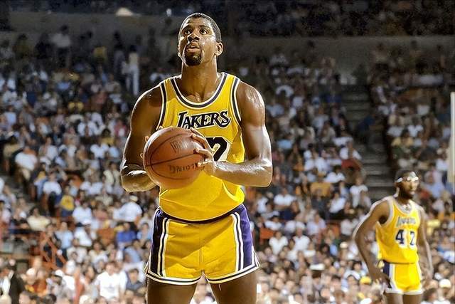 第一, ioY, 詹姆斯