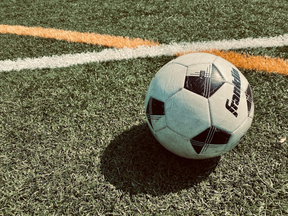 得更多的欧, 支球队分为, 列变革